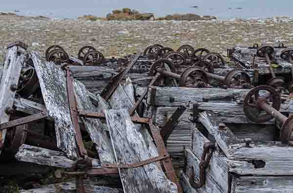 151 - Noruega - islas Svalbard - isla de Spitsbergen - Ingeborgfjellet - antiguo asentamiento minero